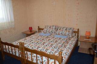 Гостевой дом Apartments & Rooms Vitko Жабляк Двухместный номер с 2 отдельными кроватями и общей ванной комнатой-9